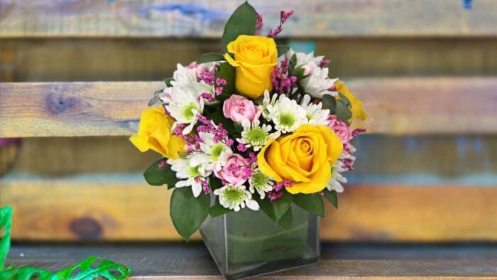 Flower arrangement Delivery Bonita Springs